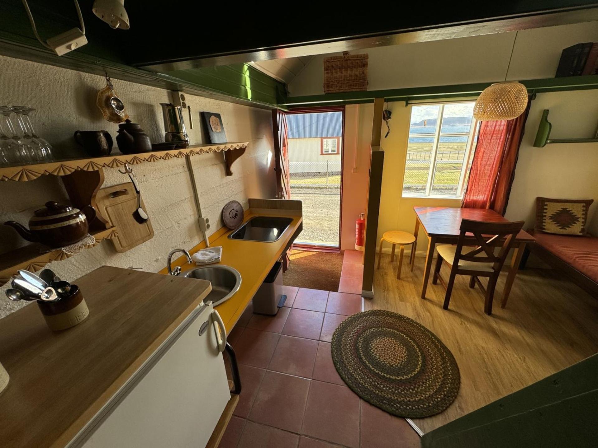 Berunes Hi Hostel Ngoại thất bức ảnh
